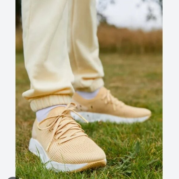 Allbirds Tree Flyers Sneakers Women's 8 Lux Beige Special Edition Blizzard Sole - Picture 1 of 8